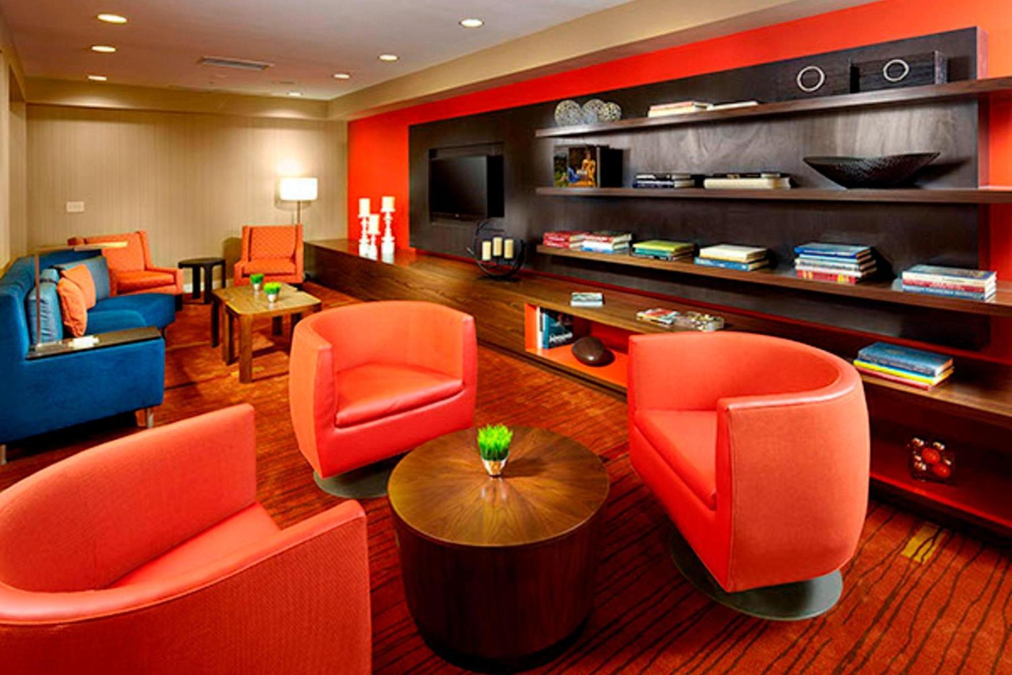 Courtyard By Marriott Akron Stow Екстериор снимка